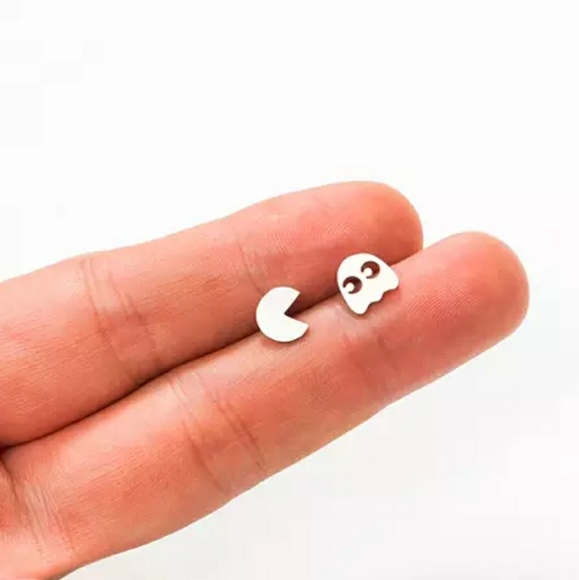NEW! Pac Man silver Earrings - Picture 3 of 4